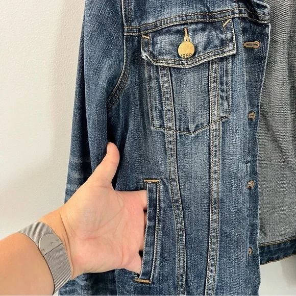 Vintage Gap Blue Denim Front Pocket Short Jacket Cotton Medium - Picture 2 of 7